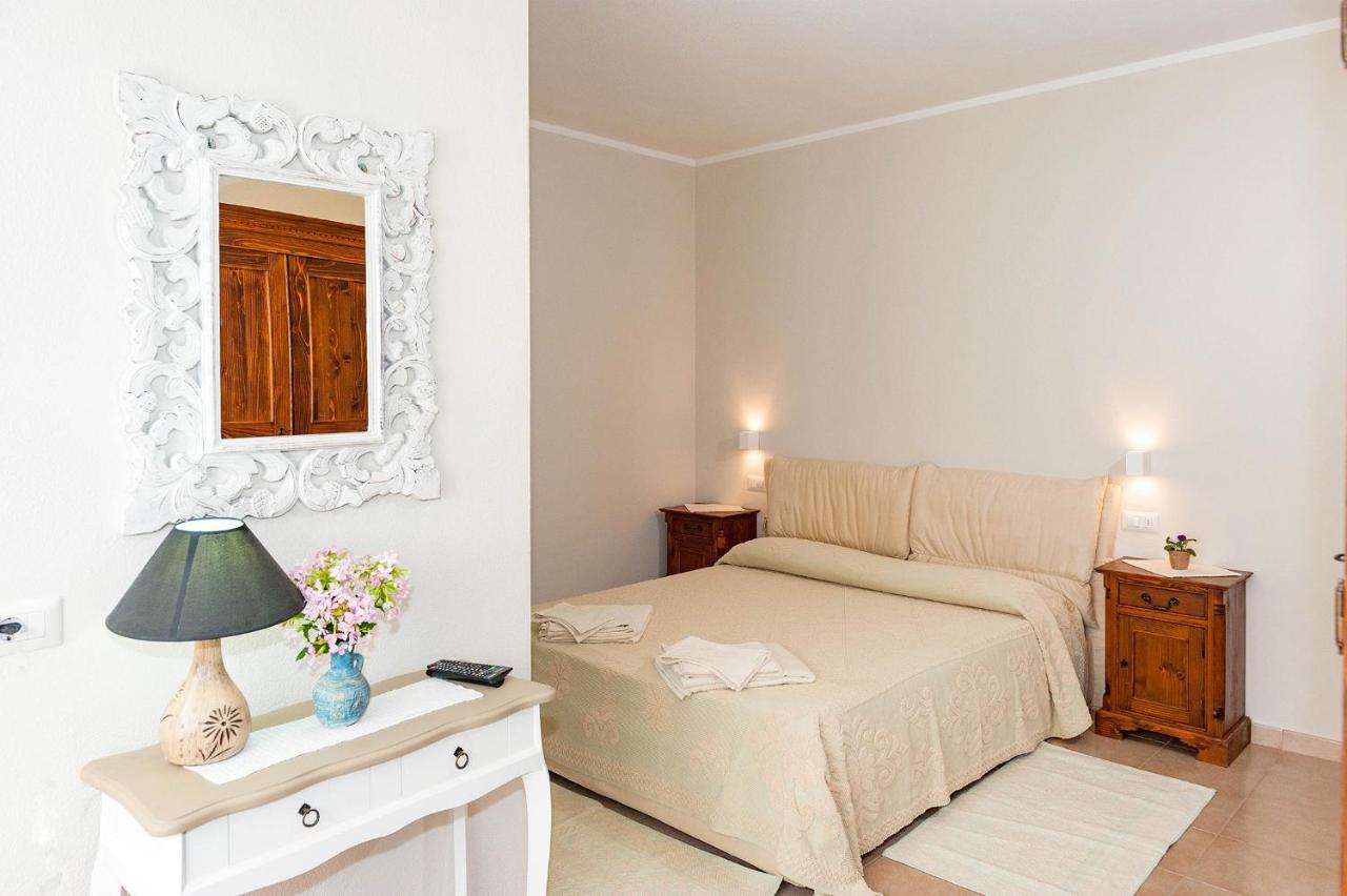סאן תאודורו Lu Lioni Rooms מראה חיצוני תמונה
