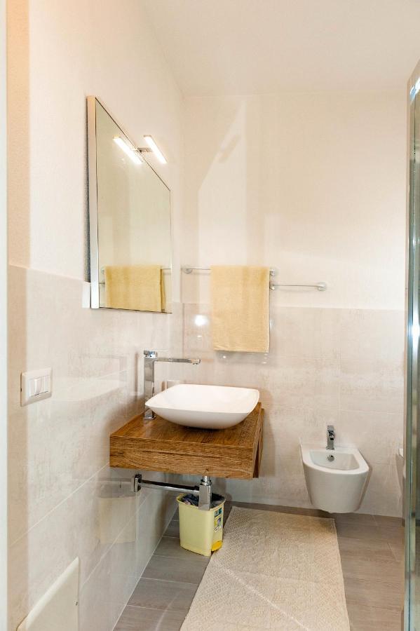 סאן תאודורו Lu Lioni Rooms מראה חיצוני תמונה
