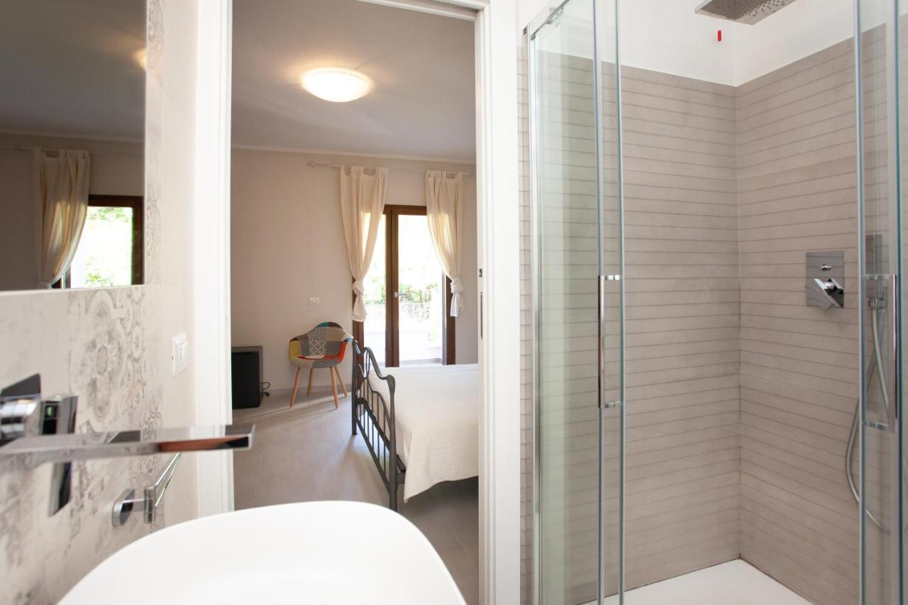 סאן תאודורו Lu Lioni Rooms מראה חיצוני תמונה