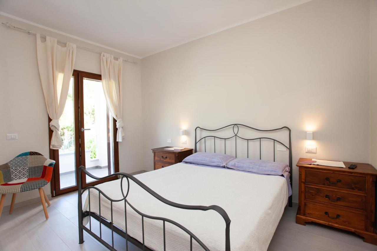 סאן תאודורו Lu Lioni Rooms מראה חיצוני תמונה