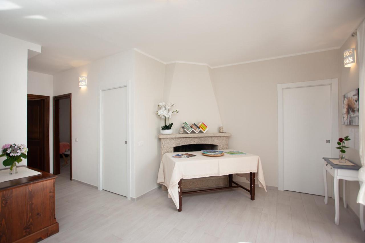 סאן תאודורו Lu Lioni Rooms מראה חיצוני תמונה