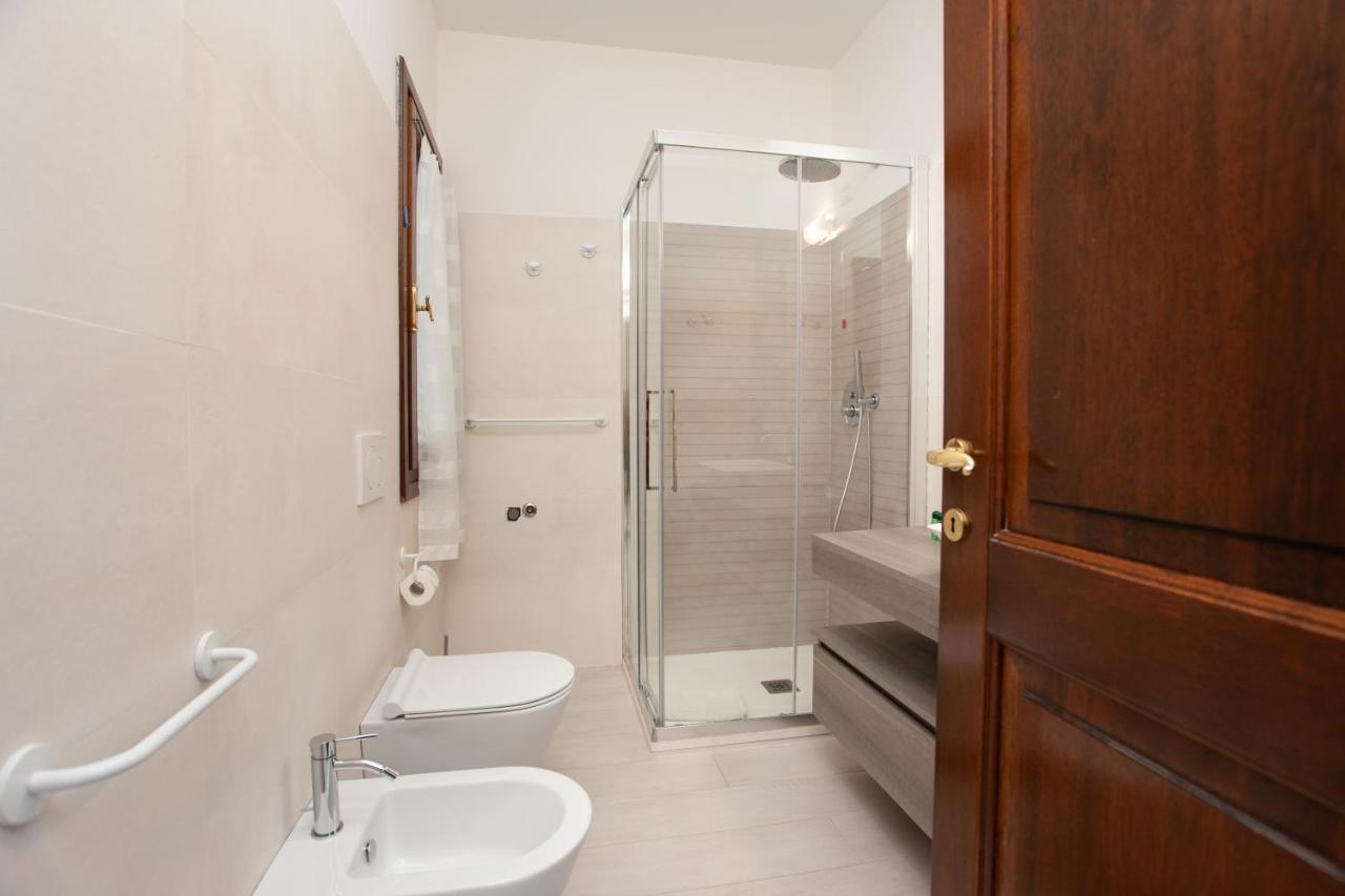 סאן תאודורו Lu Lioni Rooms מראה חיצוני תמונה