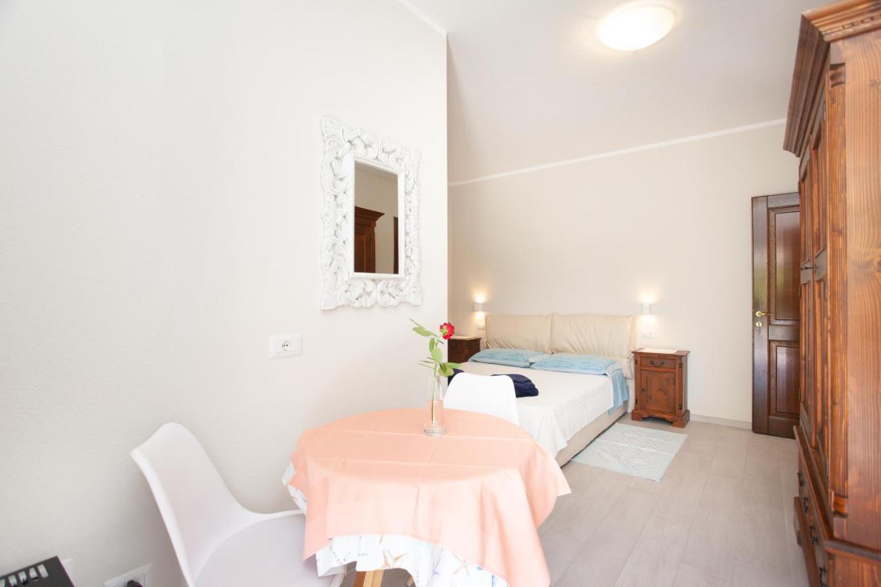 סאן תאודורו Lu Lioni Rooms מראה חיצוני תמונה