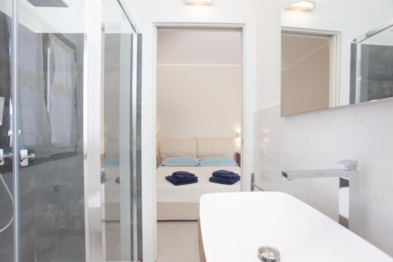 סאן תאודורו Lu Lioni Rooms מראה חיצוני תמונה