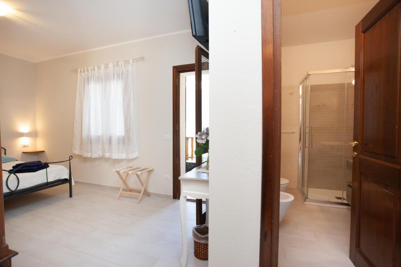 סאן תאודורו Lu Lioni Rooms מראה חיצוני תמונה